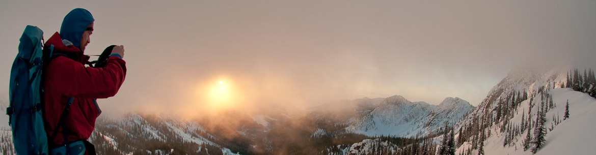 Bruce Kirby looks over the mountains in Darkwoods, BC (Photo by NCC)